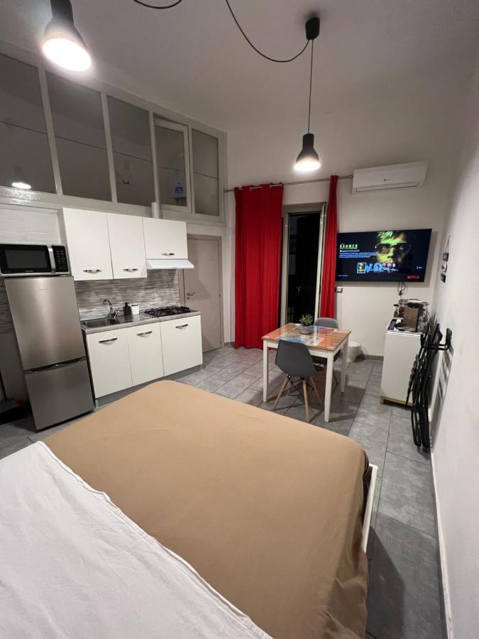 Апартаменты Punto Feliz Holiday House Неаполь Экстерьер фото